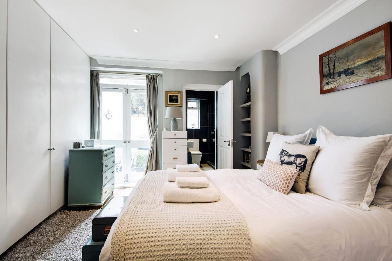 Modern Kensington Near Kensington Palace Londra